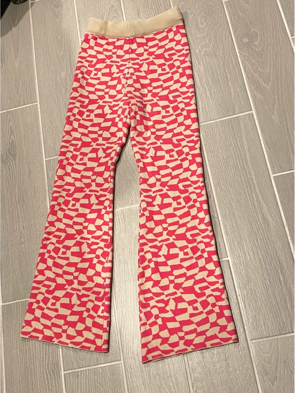 Cider Pink and Beige Patterned Knit Pants Medium